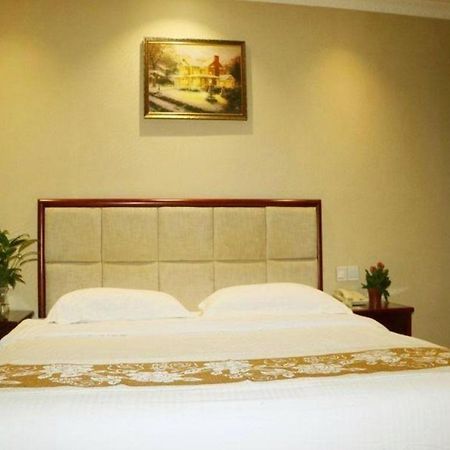 Greentree Inn Guangzhou Panyu Chimelong Happy World Business Hotel Экстерьер фото