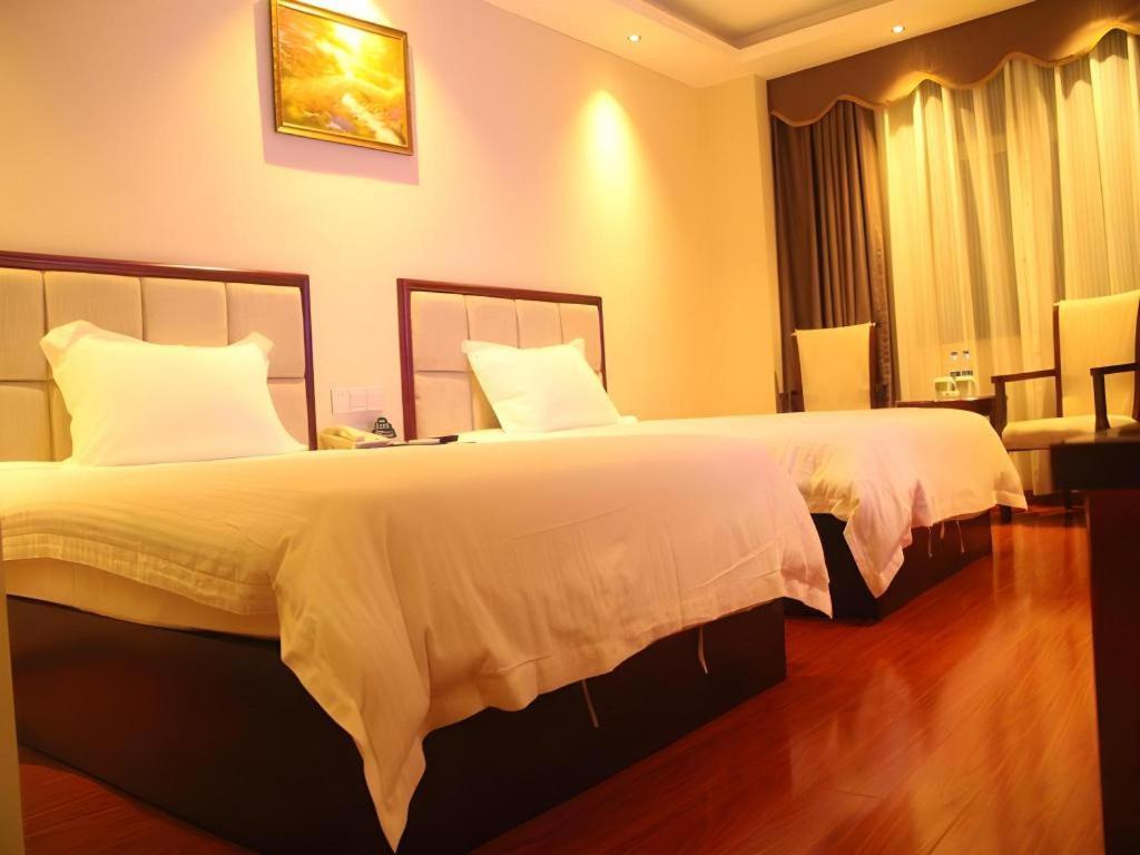 Greentree Inn Guangzhou Panyu Chimelong Happy World Business Hotel Экстерьер фото